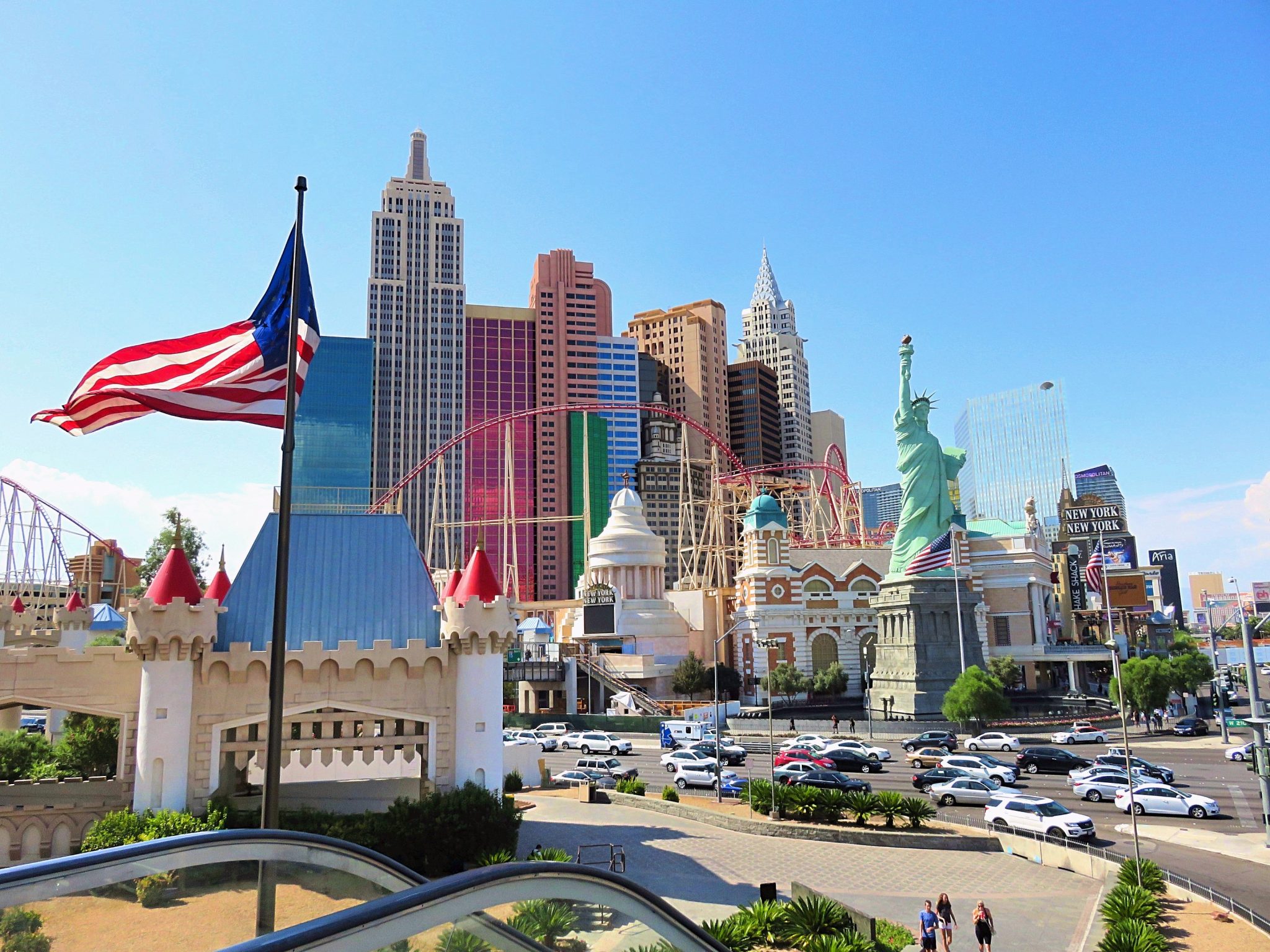 Famous world landmarks in Las Vegas - Sightseeing Scientist