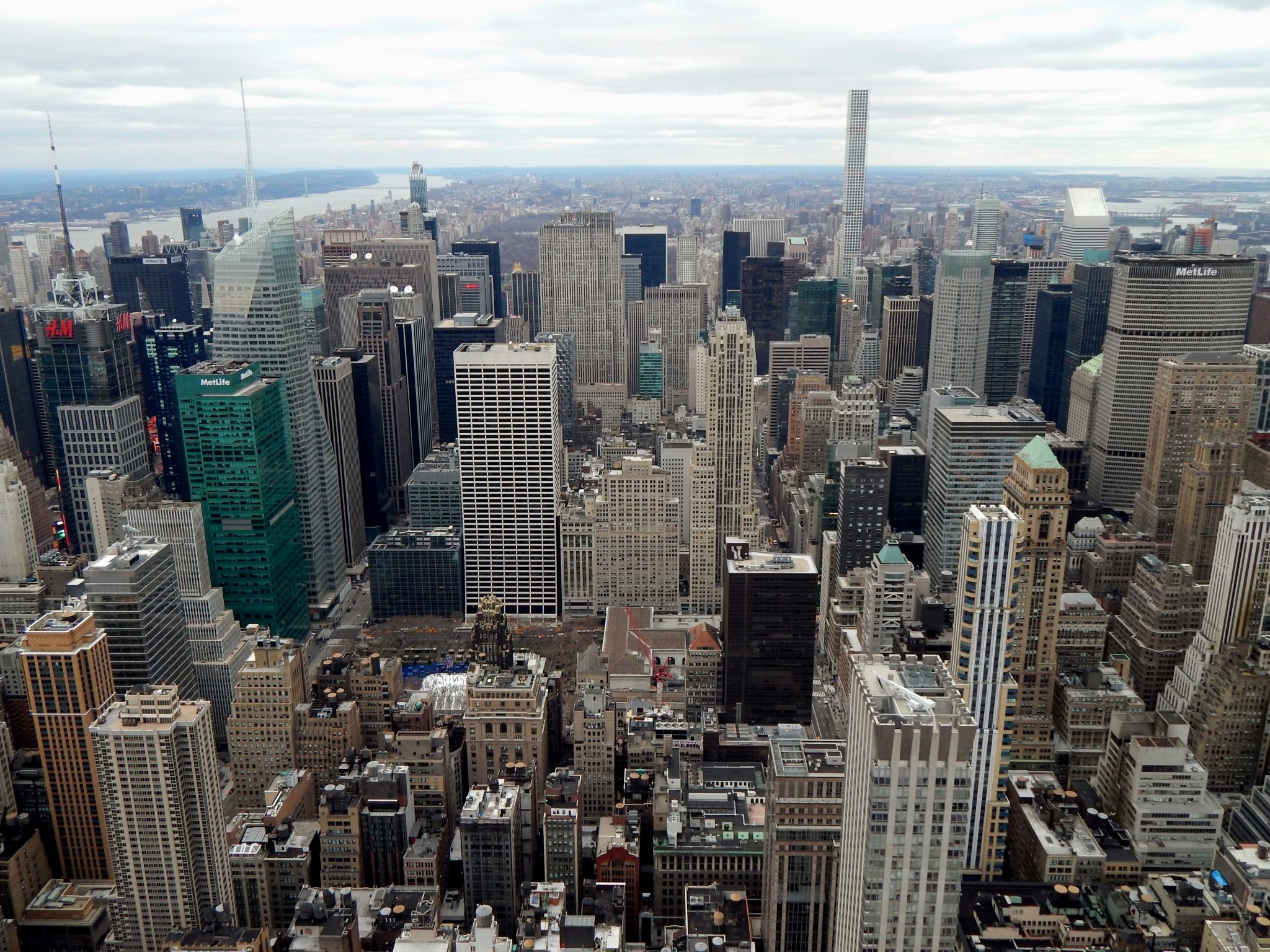 Visiting the Empire State Building: Day vs Night - Sightseeing Scientist