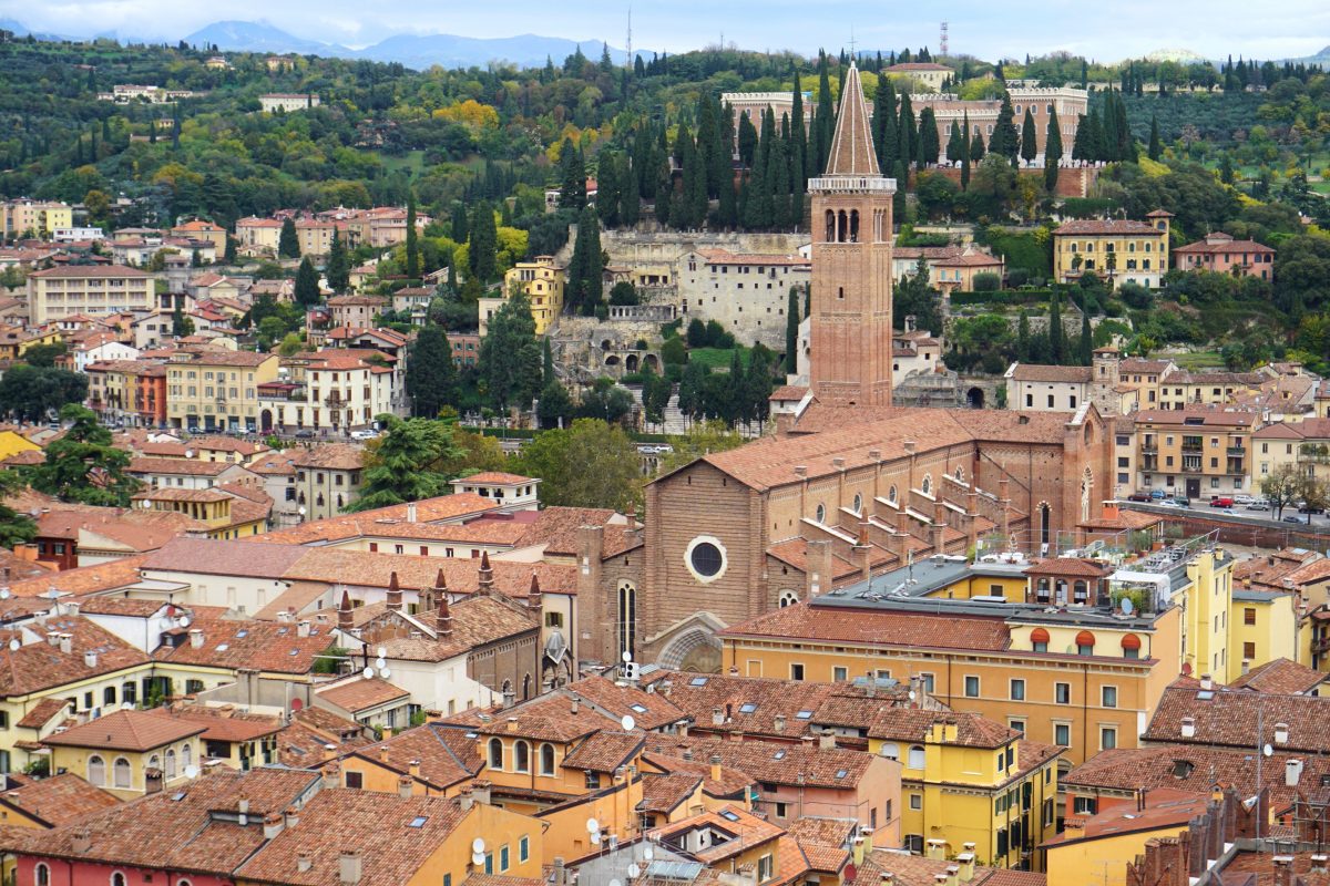 The historical churches of Verona Sightseeing Scientist