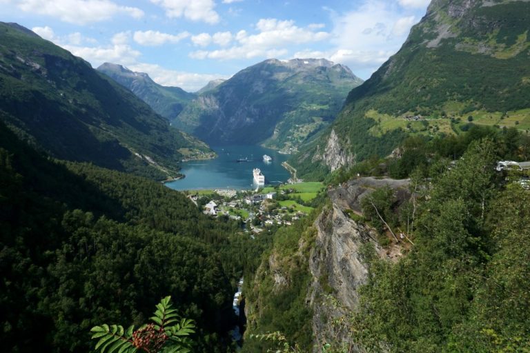 Where to find the best views in Geiranger - Sightseeing Scientist