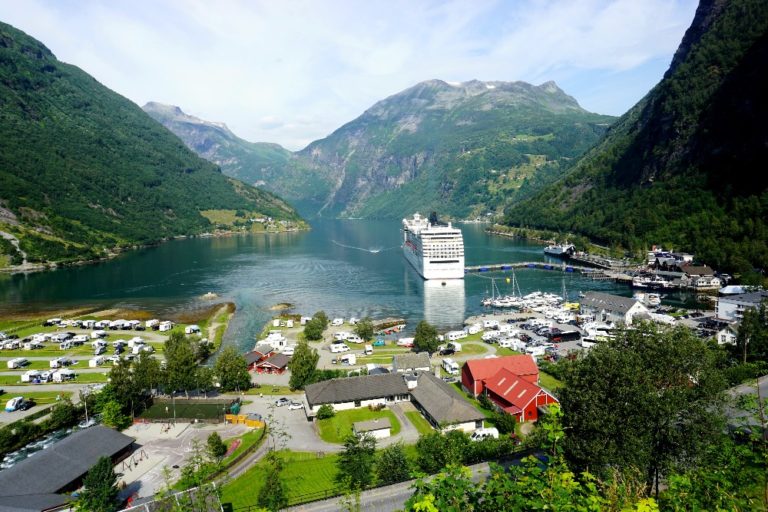 Where to find the best views in Geiranger - Sightseeing Scientist